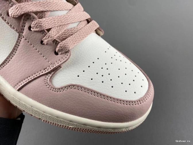 Jordan BQ6472-620 Air Mid  1 Feasts  0728